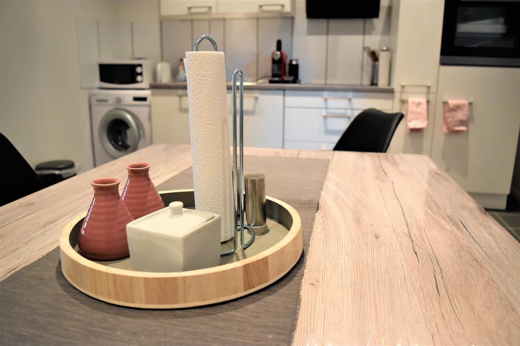 Apartment Work & Exclusive